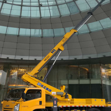 新县附近高空作业车租赁｜安全设备租赁｜高空安装|工程定制化方案｜亿立达设备租赁